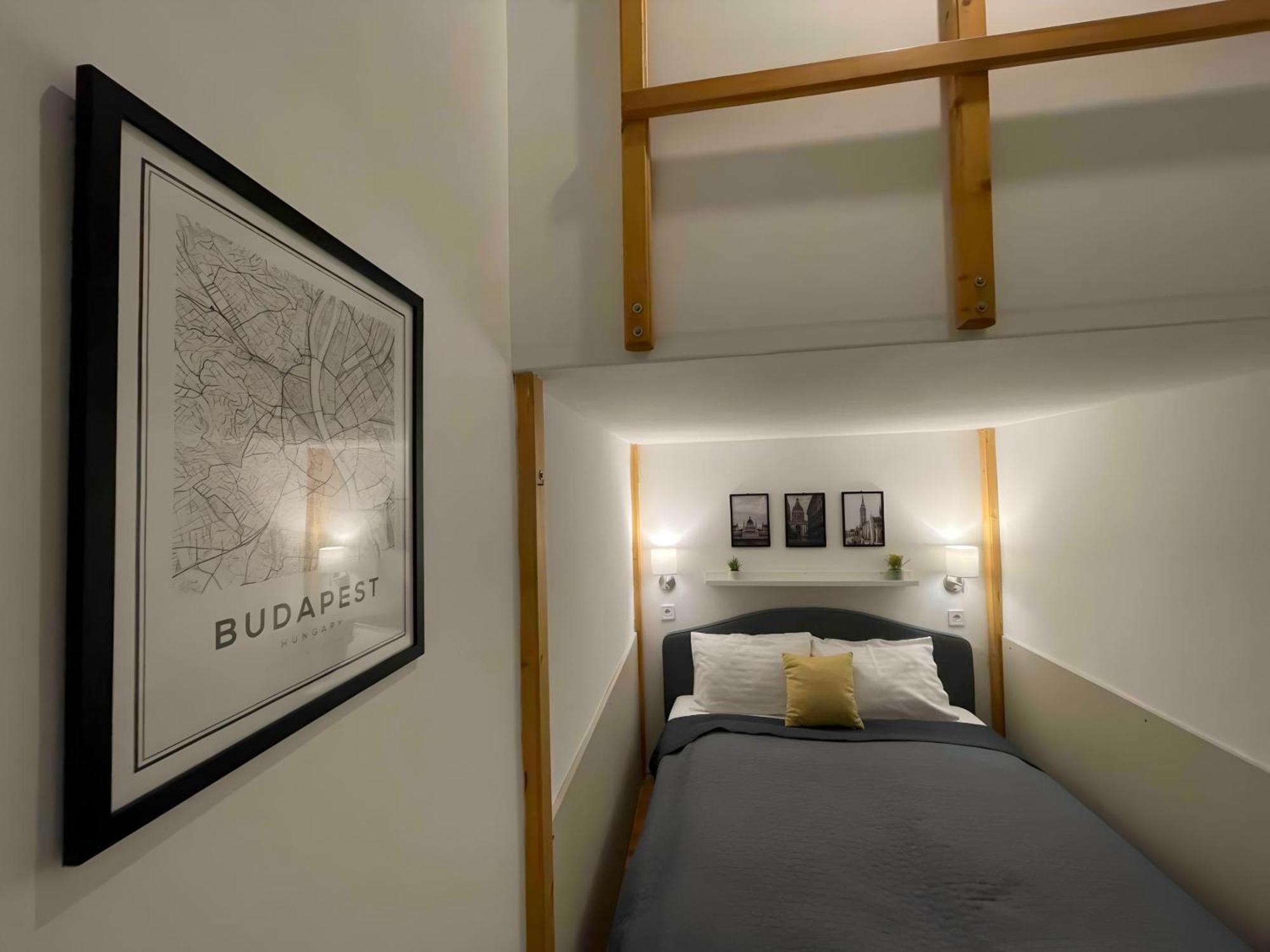 R172 Elitehost Raday Studio Apartment Budapeste Exterior foto